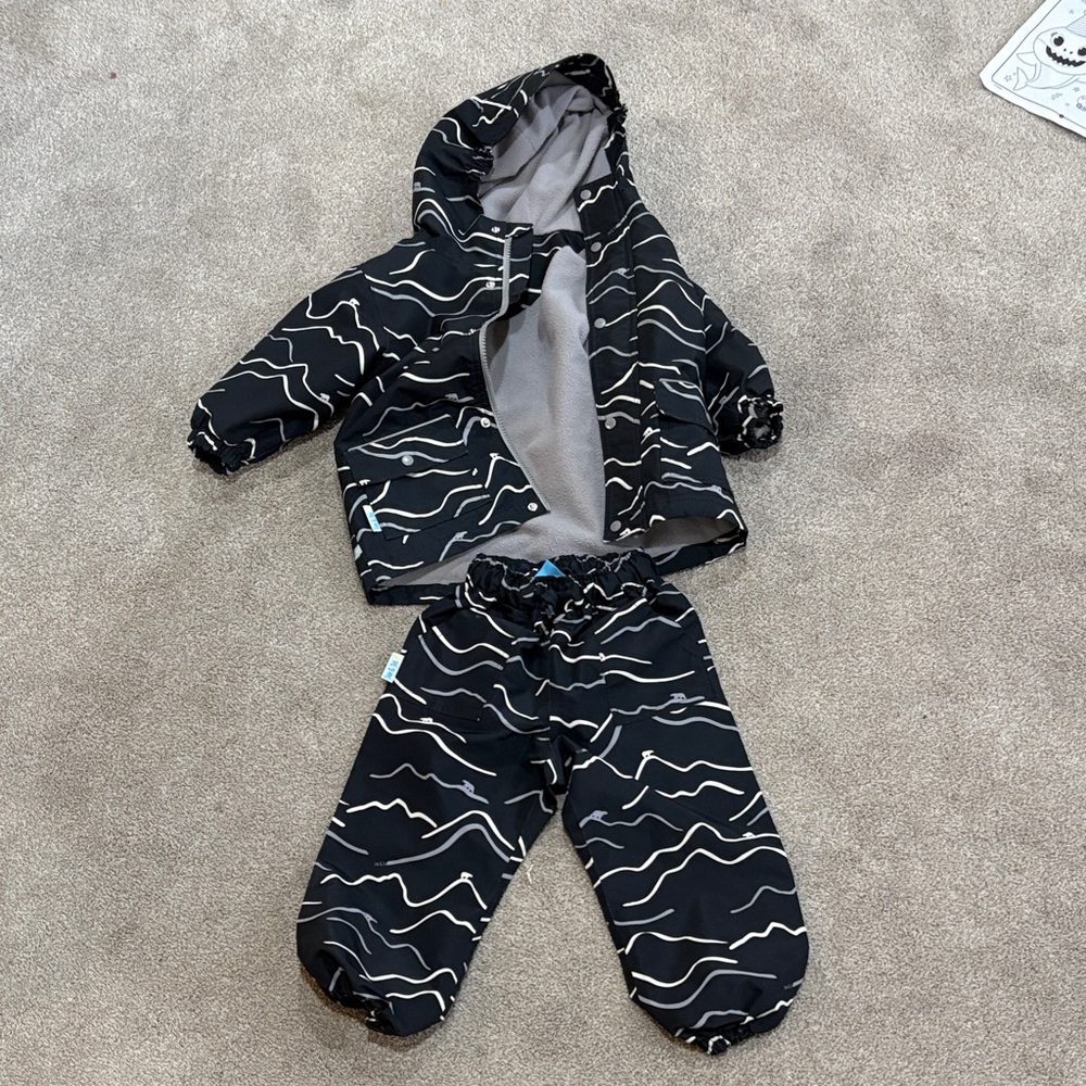 Black and White Hooded Jacket and Pants Set